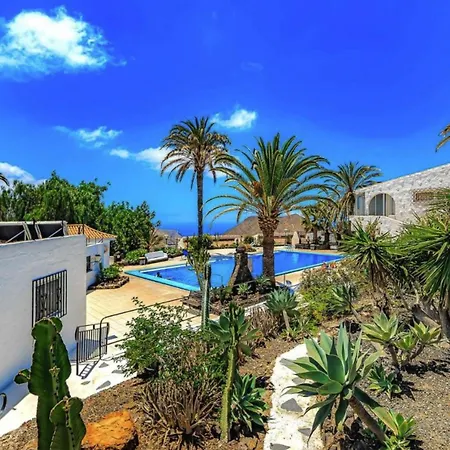 Tropicalidays Oceanview Appartement