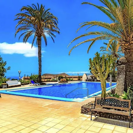 Tropicalidays Oceanview Appartement