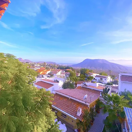 Tropicalidays Oceanview Apartment *